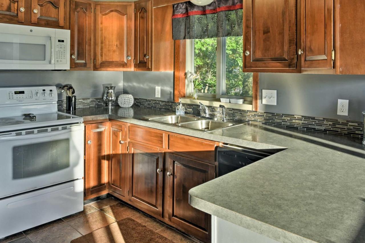 East Tawas Apartment Near Lake Huron And Downtown! Esterno foto
